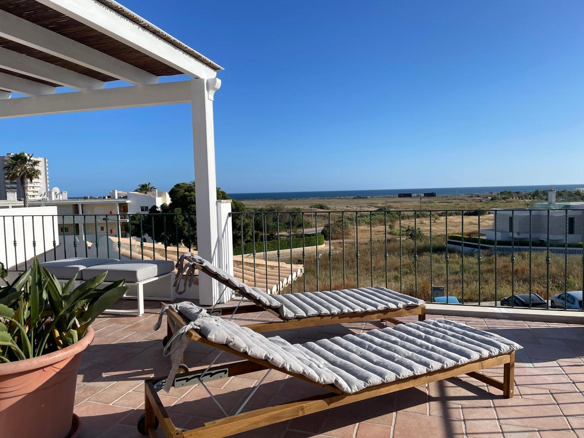 Alto Ria Villa *